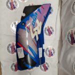 Suzuki OE: Seitendeckel links 47210-12D00 bl3, Gebraucht