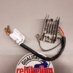 Suzuki OE: Regler 32800-45250 s6, Gebraucht Motorradverwertung